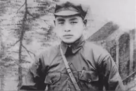 王近山的官越当越小，1978年逝世，肖永银难写悼词，邓政委亲改图片