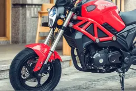 5处升级，售价不过万！解读新款银钢小怪兽150：适合新手和女生图片