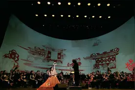 中法观众齐相聚，好戏连台贺新春——“欢乐春节”活动受法国网友热捧图片