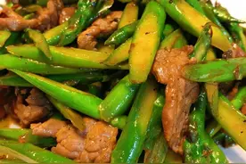家常牛肉菜谱，芦笋炒牛肉，简单美味营养，超下饭，受全家欢迎图片