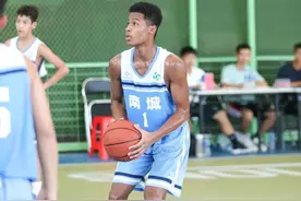 55分狂胜！“黑人外援”制霸东莞青少年联赛图片