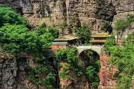 苍岩山景区今起有序开放，全国医护工作者免票图片