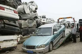 私家车“报废新规”出炉！你的车还可以开几年？车主：亏大了图片