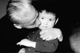 2003年，一俄罗斯男子要来中国探亲，身份令人意外：爷爷是刘少奇图片