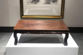 回流精品赏析｜清·康熙海南黄花梨炕桌图片
