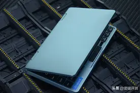 国产推出：工程师专用迷你PC，7英寸大小，屏幕还能旋转图片