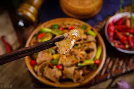 猪肝毒素太多，吃了会伤肝？食物有重金属，还能放心吃吗？图片