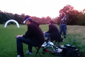 这段炫酷的穿越机拍摄视频，被警察盯上了？图片