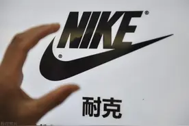 美国黑人跪国歌事件，隐藏着耐克抵制新疆棉花不可告人的秘密图片