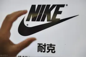 美国黑人跪国歌事件，隐藏着耐克抵制新疆棉花不可告人的秘密图片