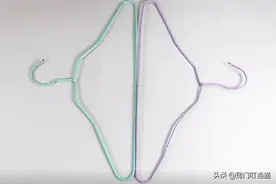 衣架上绑一根扎带，放在阳台作用真厉害，邻居见了都要抢着学图片
