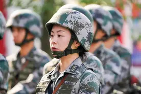 乔莎莎系列报道① | “我就想当一名从事作战的军人”图片