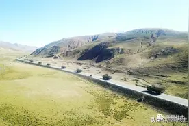 “天路”弯连弯，高原汽车兵勇闯边关​图片