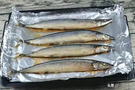 秋刀鱼最正宗的吃法，吃的就是原汁原味图片