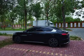 汉EV自驾新疆，乌鲁木齐停车7小时收费48，晚上驻车玛纳斯图片