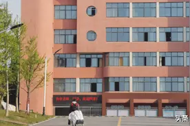 开学就模拟考！直击岳阳市十三中开学第一天图片