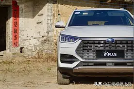 宽体设计SUV，中高速加速稍微乏力，试驾比亚迪宋PLUS图片