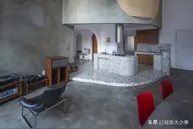 越南胡志明市“奇怪”公寓，需要用3年才能装修完图片