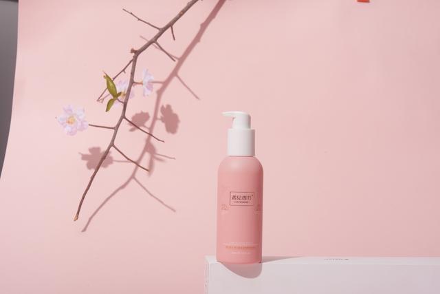 伊丽莎白身体乳有几个香味的