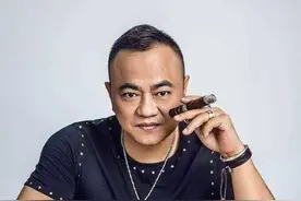 赵本山的四位保镖，有全国散打冠军，也有从部队里走出的铁血男儿图片