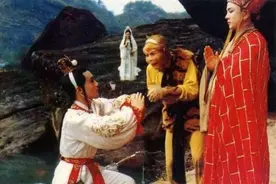 西游记：白龙马盘在华表柱上到底是赔还是赚？你看其他的龙怎么样图片