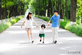 孩子别怕，无论受多大的伤害，父母的家永远是你栖息的港湾图片