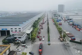 钢市上演魔幻大剧，钢价暴涨提货难纯属误传？图片