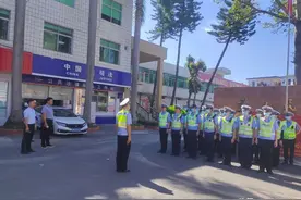 云城区腰古镇开展无牌无证机动车辆整治行动图片