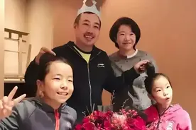 奥运健儿家庭合照，陈梦像爸爸还是像妈妈？快来看你认识几位图片
