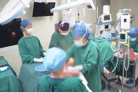 吉林省“三孩政策”落地 三胞胎“应景”来图片