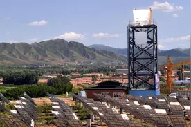 科学家对太阳能进行升级，晚上也能发电，20多个国家研究该技术图片