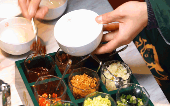 花胶煲鸡热气吗 2026年花胶煲鸡热气吗能吃吗