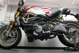 杜卡迪 Monster1200 25周年纪念版图片