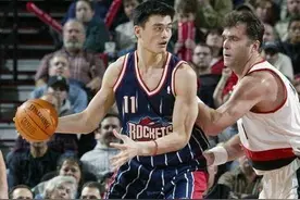 姚明偶像萨博尼斯，迫使梦之队参加奥运会，成为FIBA历史第一中锋图片