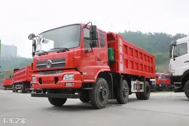自重更轻、拉货更多，热门小三轴自卸车盘点，哪款合你胃口？图片