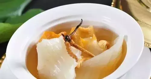 海参花胶花旗参的功效与作用 花胶海参花旗参煲鸡汤