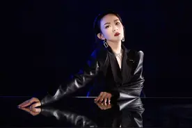 从初舞台排名第一到进总决赛，《姐姐2》里陈梓童绝非“小透明”图片