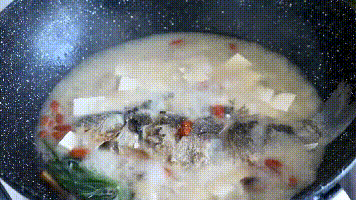 “三高”不能吃肉？这4种肉才是降三高“法宝”，很多人都错了…