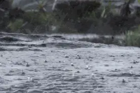 局地暴雨请谨慎驾车！在湖南高速公路遇到事故或突发状况，可使用这个报警小助手！图片