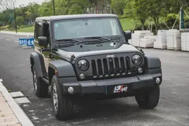 在城市道路上见到的牧马人，十台有八台是女的开？图片