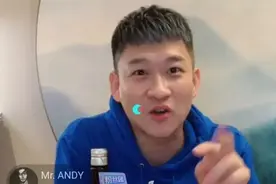 曹金直播卖货被全网骂，被封直播，再看岳云鹏的发展，曹金后不后悔？图片