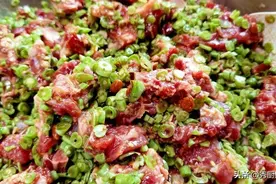 女婿第一次在丈人家过生日，岳母只蒸一锅包子吃，晒朋友圈后火了图片