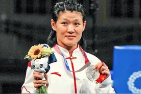 迎利好！陕西拳击健儿挥拳出击图片