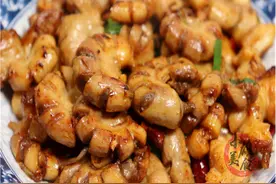 花肠很脆很好吃，可惜很多人不懂怎么做，不要焯水，出锅香脆可口图片