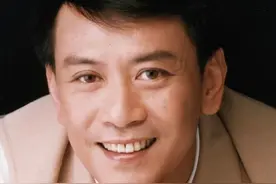 歌在人心！著名歌手罗文肝癌病逝19周年，周慧敏晒珍贵视频悼念图片
