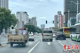 衡阳城区部分路口左转和直行绿灯“同时亮”？交警部门回应图片