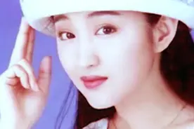 “甜歌皇后”杨钰莹和她的第一个男朋友：爱情，可以很纯洁图片