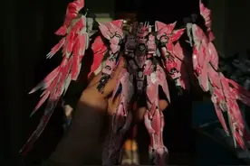不可描述的飞翼高达图片