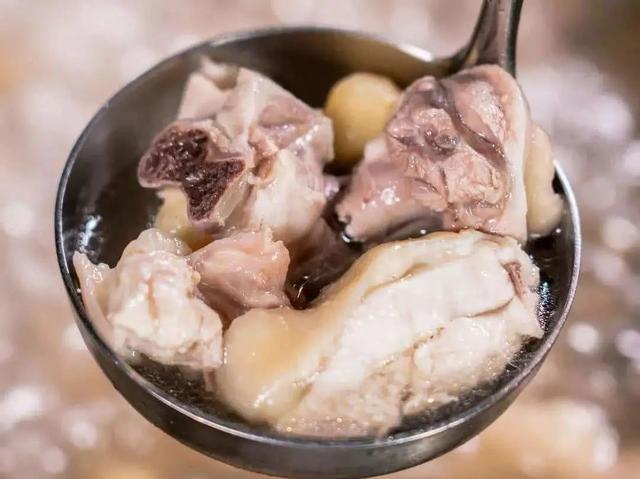 木瓜花胶炖鸡 木瓜花胶炖鸡的功效与作用