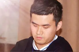 云南突现15岁象棋天才，比赛差点赢了王天一，多一大子痛失胜利图片